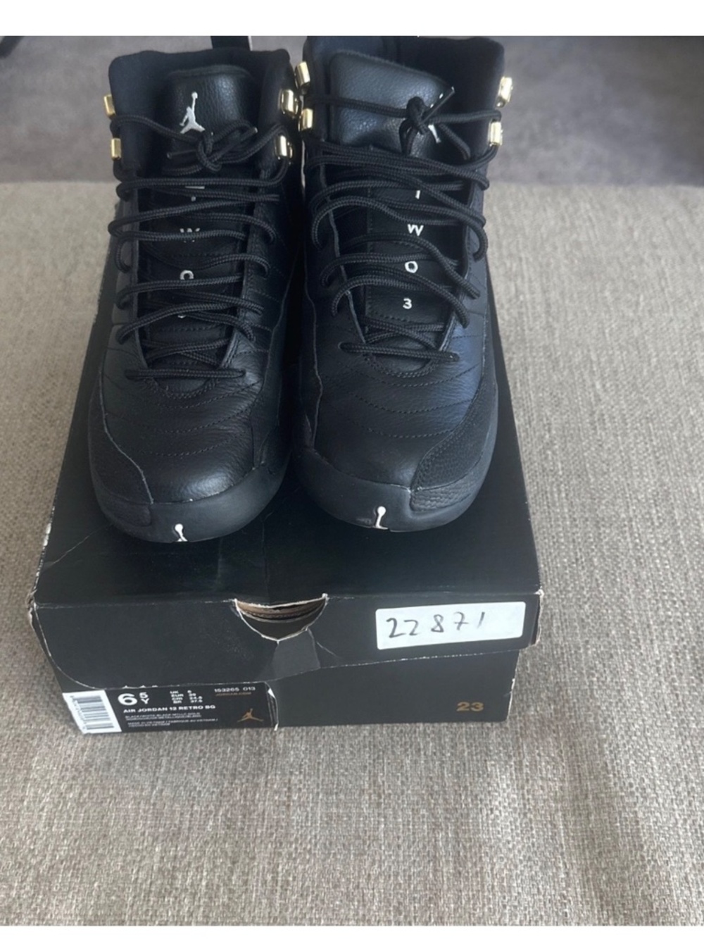 Jordan 12 - Picture 2 of 2